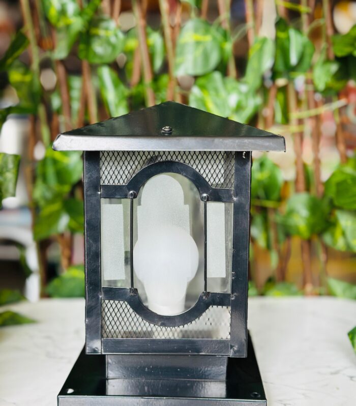 Taj Iron Gate Light (Single)