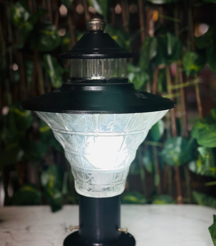 Race Black Outdoor Gate Light – Classic Pillar Lamp (Single)